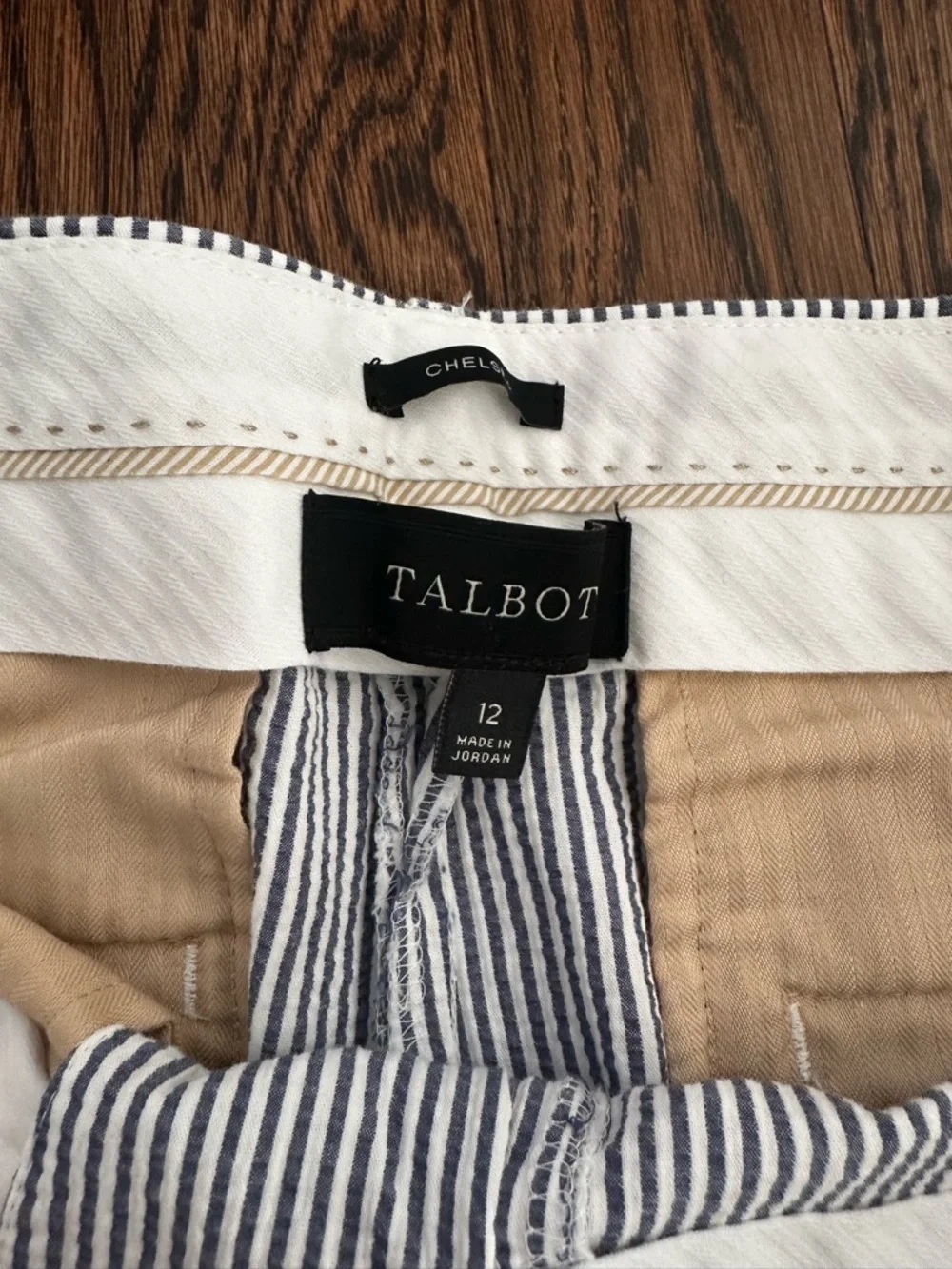 Talbots Chelsea Navy and White Striped Cotton cropped capri Pants - Picture 5 of 13